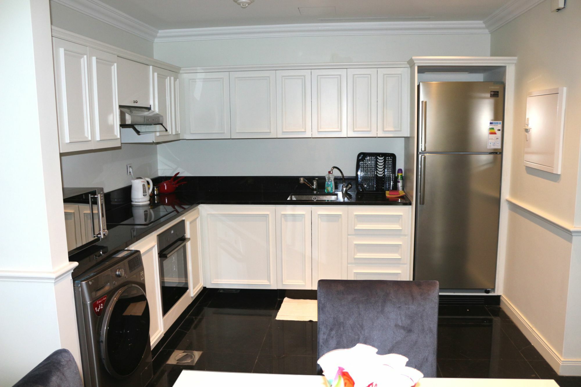 Apartment Versace Furnished